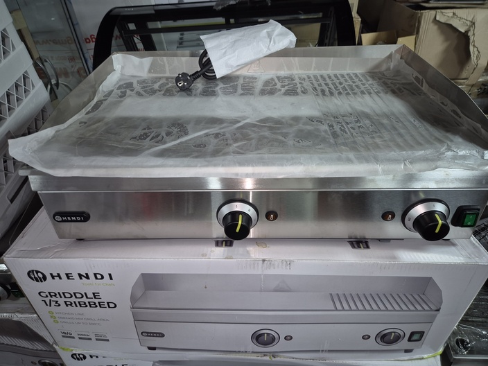 Bakplaat 1/3 geribbeld 220v nieuw
