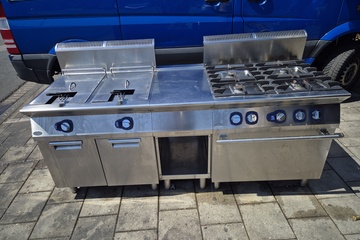 Afbeelding van Bakwand Electrolux friteuse en gasfornuis met oven