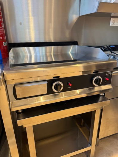 GASBAKPLAAT CHROOM 650