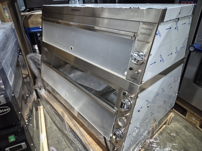 Nieuwe warmhoudvitrine kip