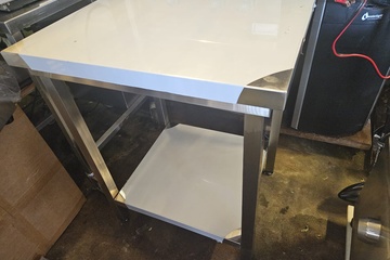 Afbeelding van nieuwe rvs werktafel 70x140x88 verstelbare hoogte