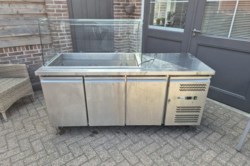Afbeelding van rvs koelwerkbank met glasopbouw