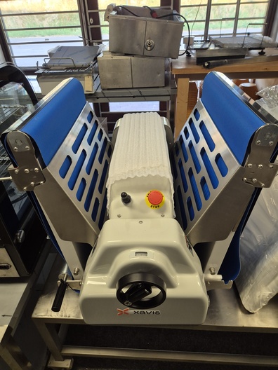 Uitrolmachine tafelmodel nieuw op 230v