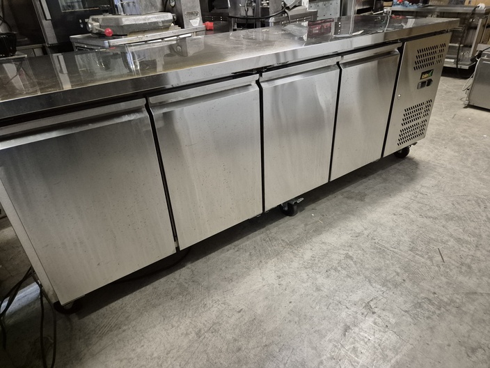 rvs koelwerkbank 4 deurs