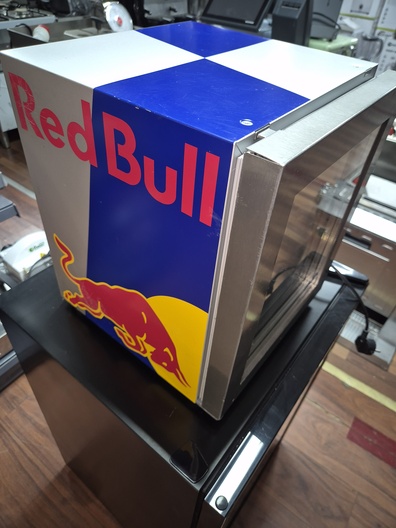 RedBull mini koelkastje