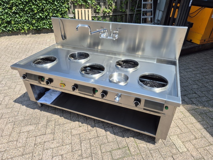 Nieuw wokfornuis